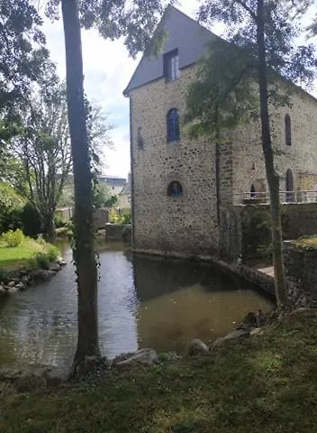Quarto em Acomodações Particulares Le Moulin De Meral Montsûrs