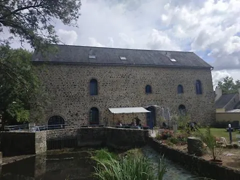 Le Moulin De Meral *