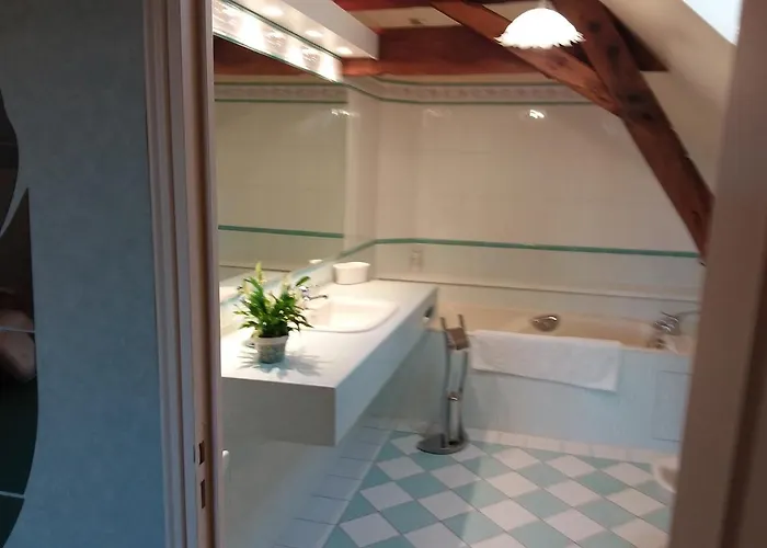 Le Moulin De Meral Quarto em Acomodações Particulares